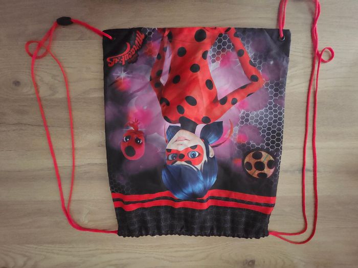 Sac + deguisement gratuit  miraculous - photo numéro 3