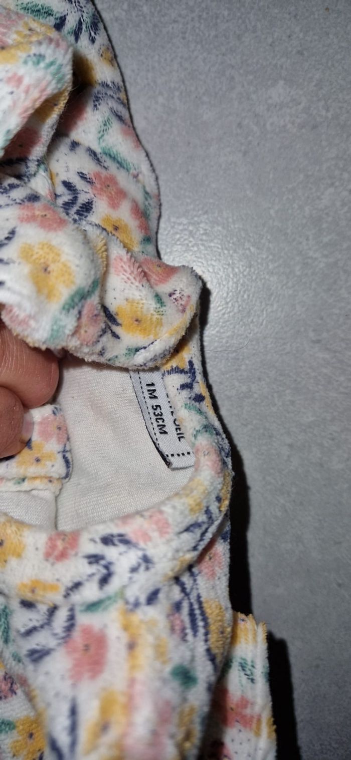 2 pyjamas 1 mois - photo numéro 9