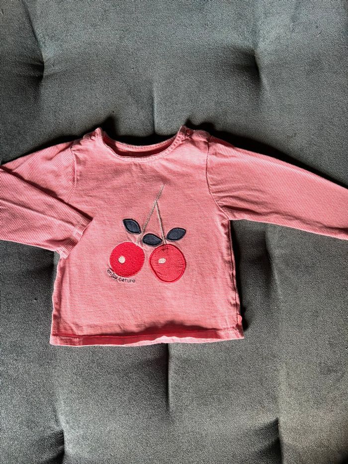 Très joli tee shirt obaibi 12 mois