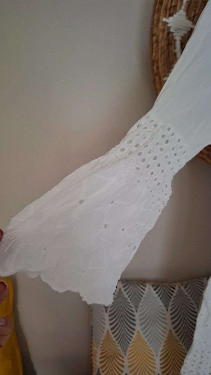 Robe broderie - photo numéro 2