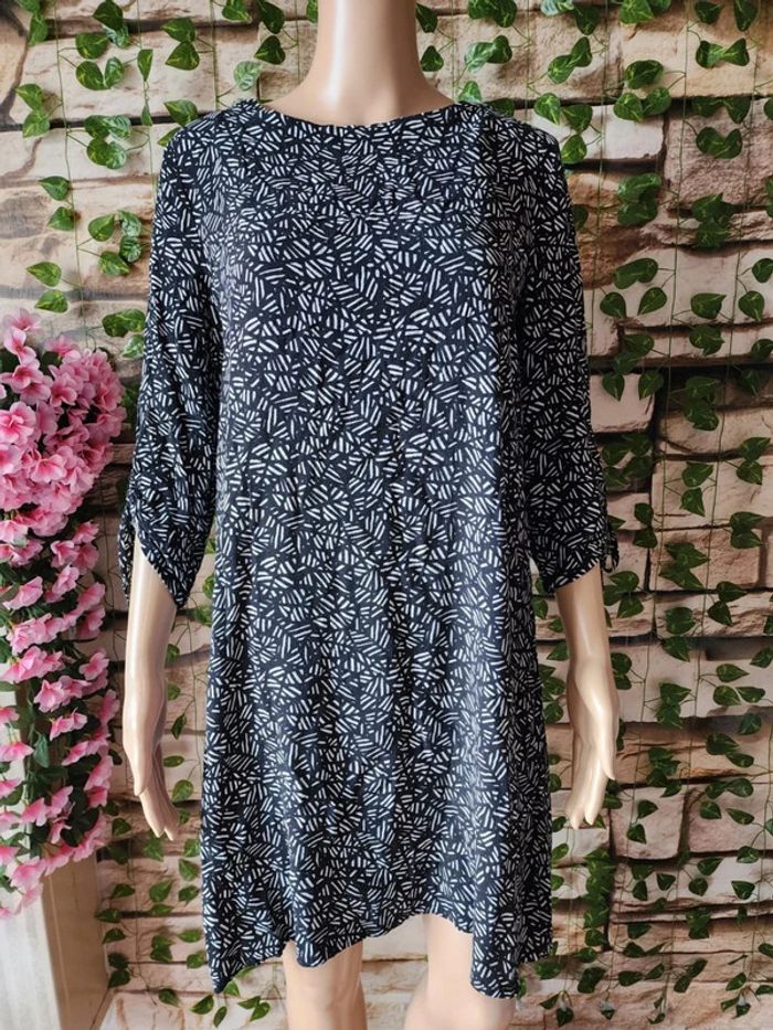 🌸Robe fluide Cache cache Taille 42🌸