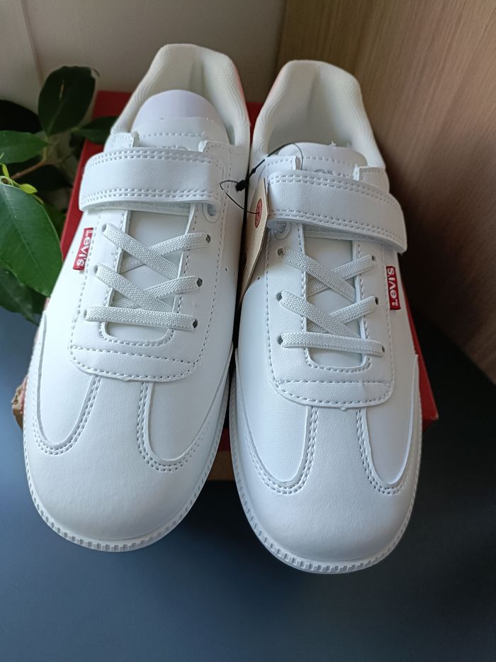 Basket enfant Levi's taille 35 - photo numéro 3