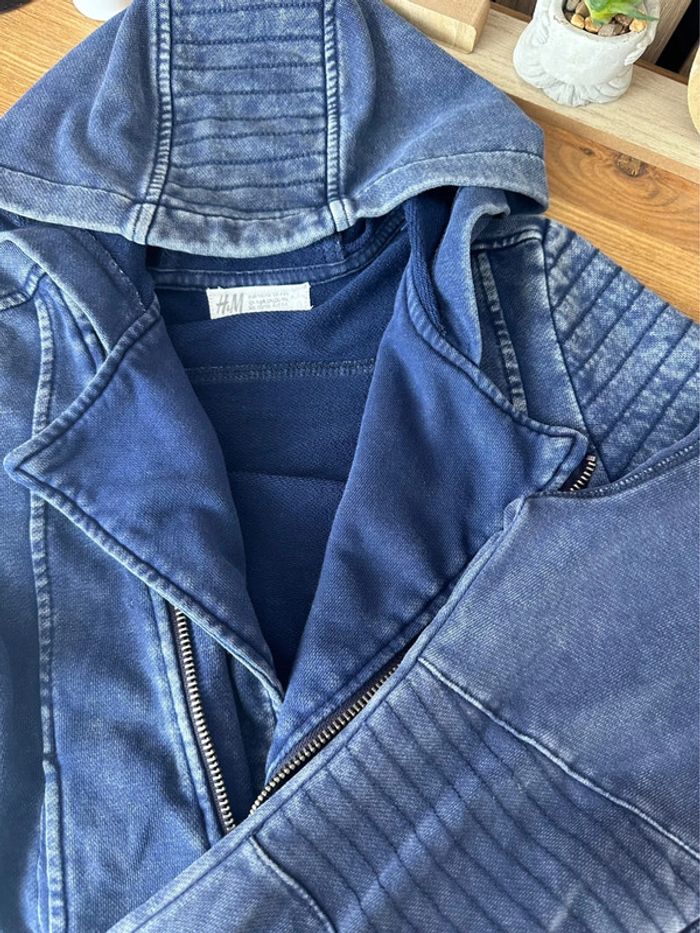 Ensemble avec veste à capuche H&M 4/6 ans - photo numéro 4