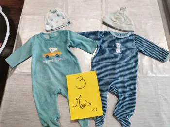 Lot de 2 pyjamas +2 bonnets