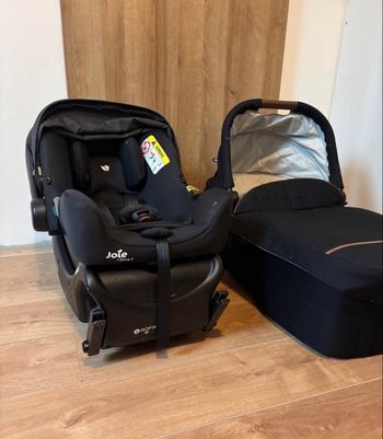 Nacelle + coque  Joie signature 