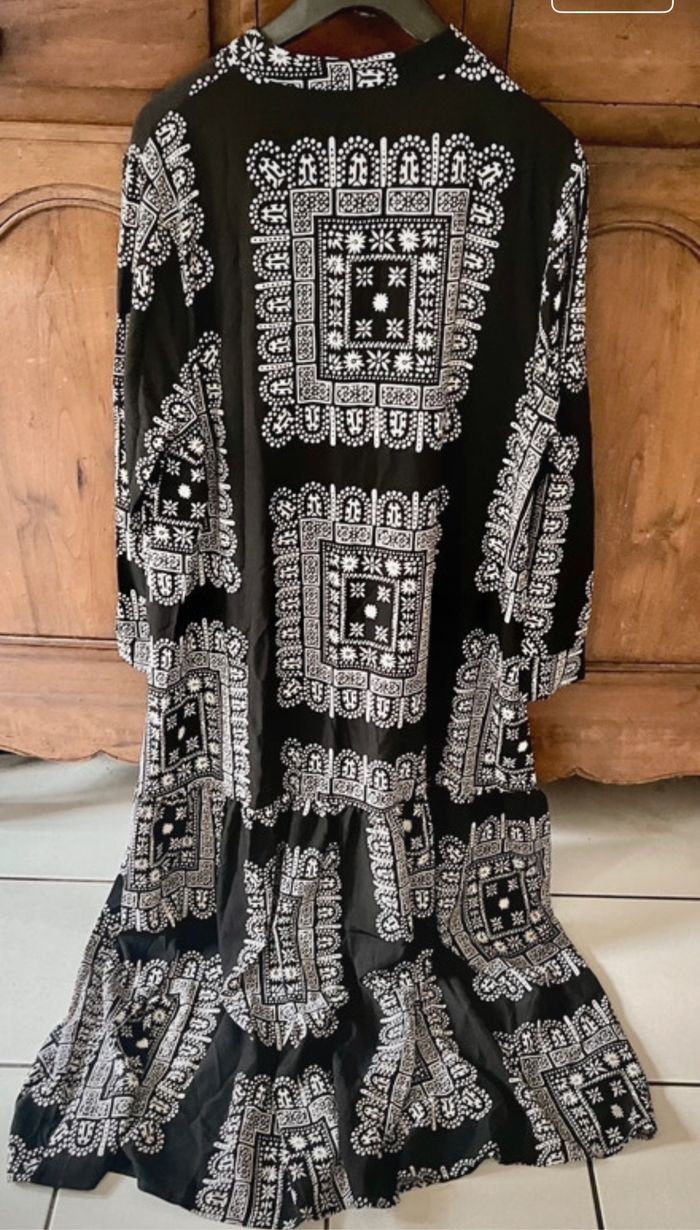 Robe longue imprimée noir et blanc - photo numéro 3