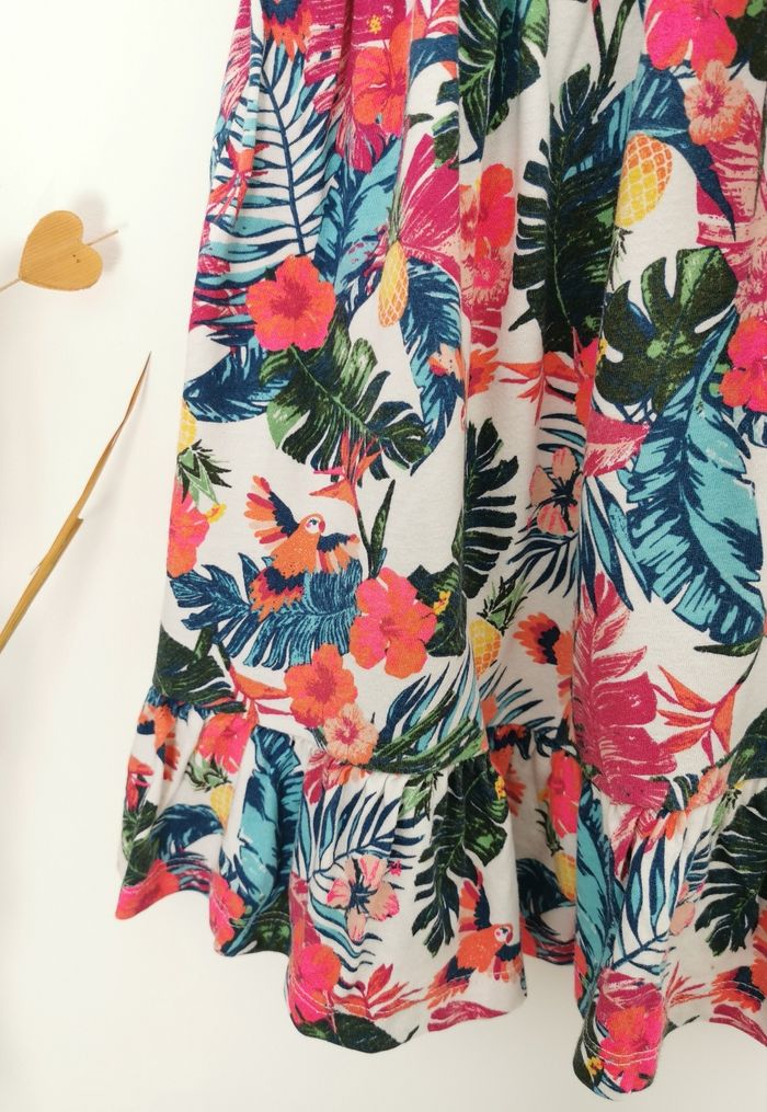 Robe d'été tropicale fleurie perroquet volantée et smockée C&A 5 Ans - photo numéro 4