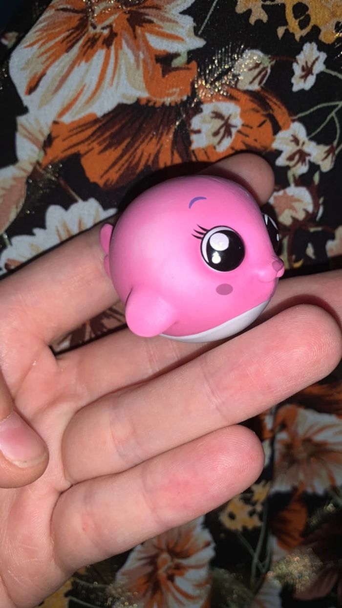 Jouet figurine dauphin change de couleur effet thermique - photo numéro 5