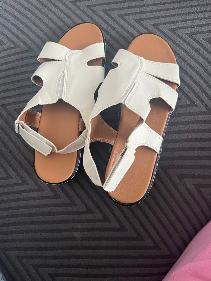 Sandales - photo numéro 2