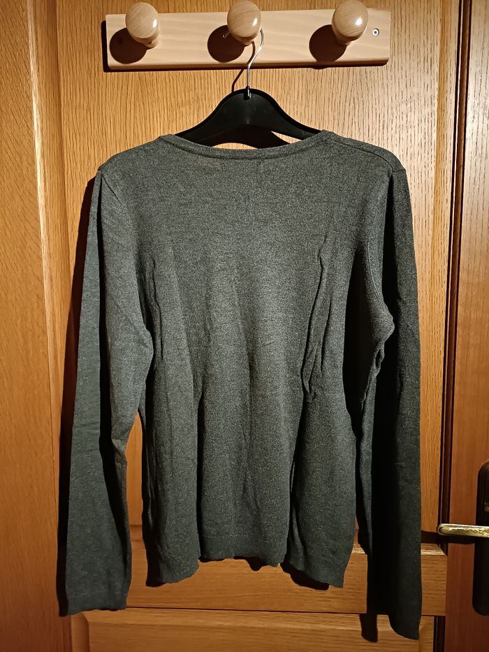Pull gris foncé - photo numéro 3