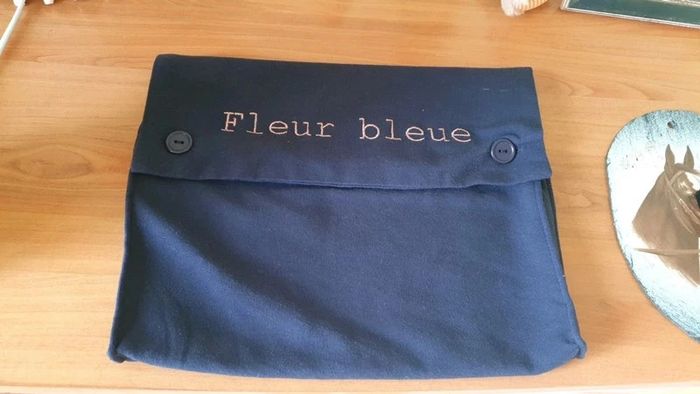 Pochette en tissus Dimensions 31 cm * 26 cm