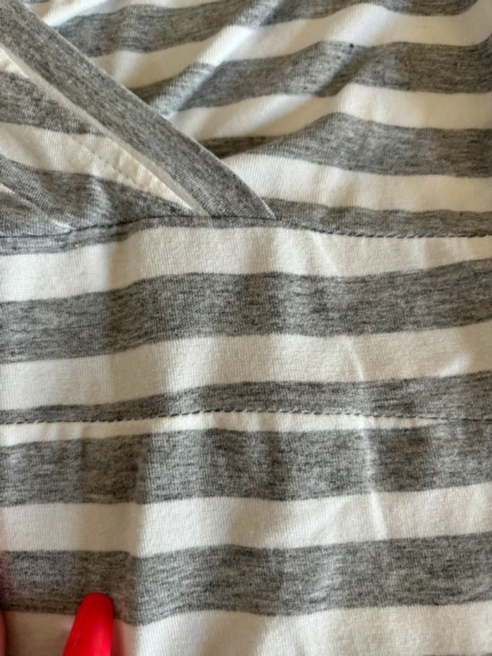 Blouse / t-shirt cache cœur taille 42 - photo numéro 4