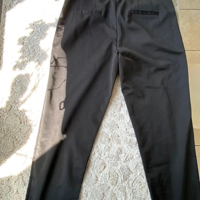 Très joli pantalon noir satiné Morgan taille 40 - photo numéro 8