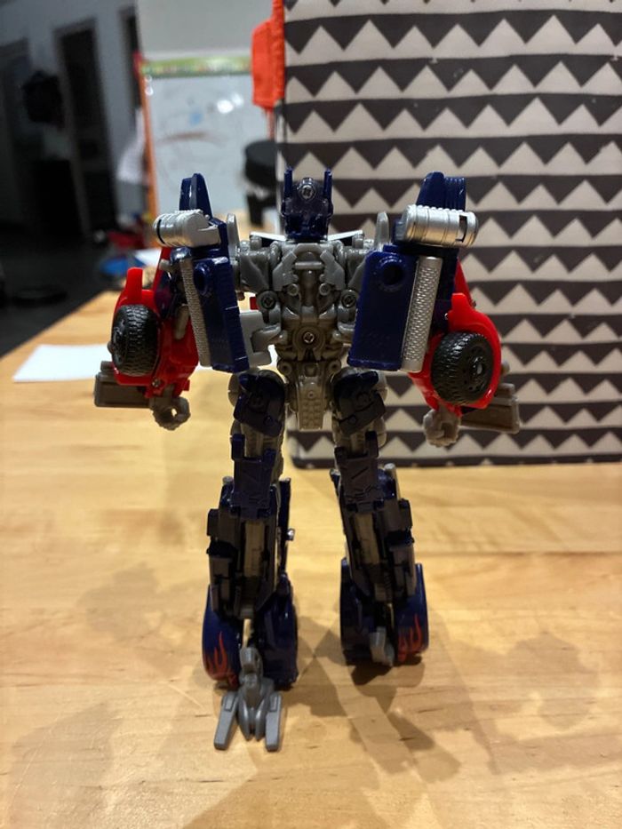 Figurine transformers Optimus Prime - photo numéro 5