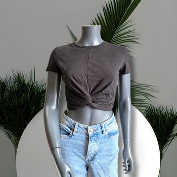 Top court - noir - zara - tres bon état