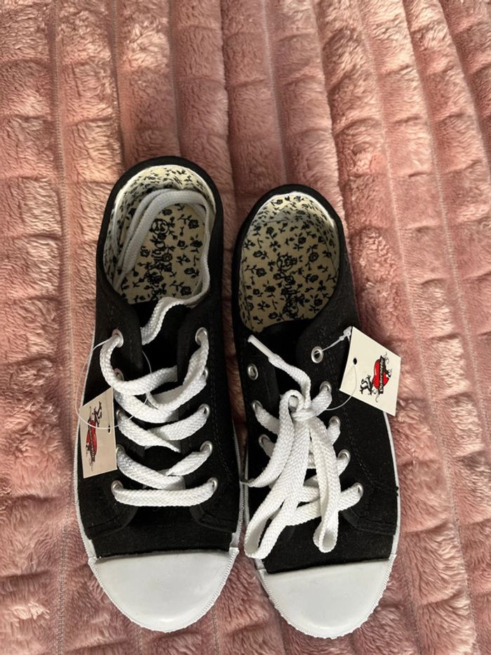 Baskets noire - neuve avec étiquettes - photo numéro 2