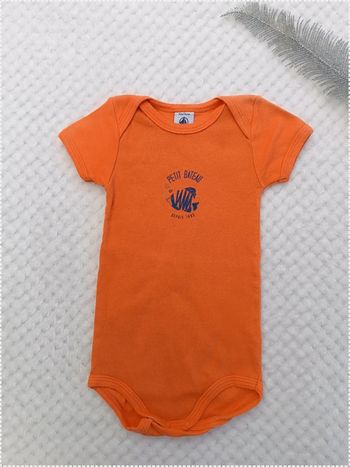 🔸Body Manches Courtes Petit Bateau - 12 mois 🔸
