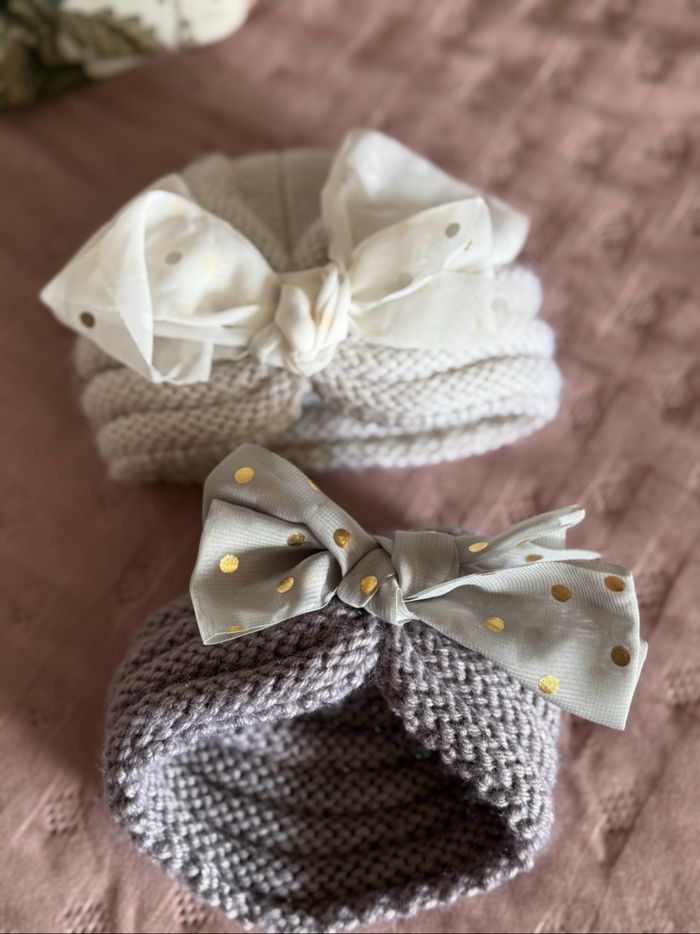 Lot turban bonnet …