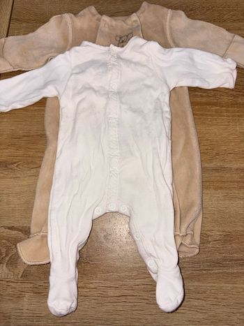 Lot de 2 pyjamas naissance 