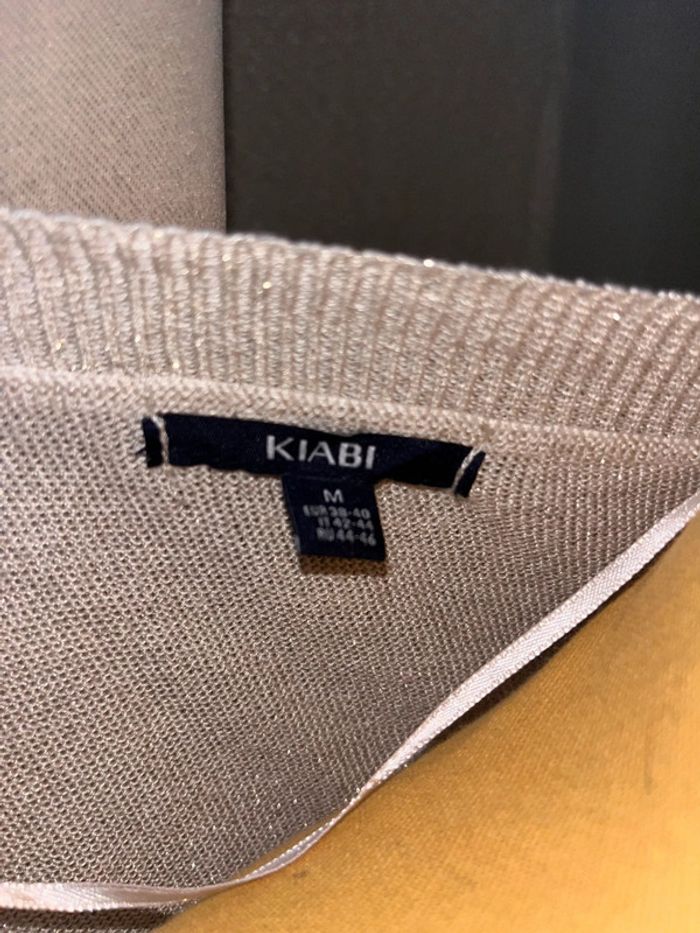 Pull fin col v kiabi doré scintillant taille M - photo numéro 6