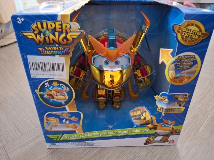 Super wings golden boy