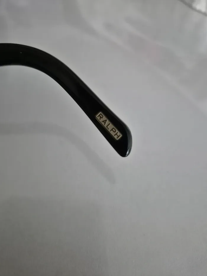 lunettes de soleil - photo numéro 4