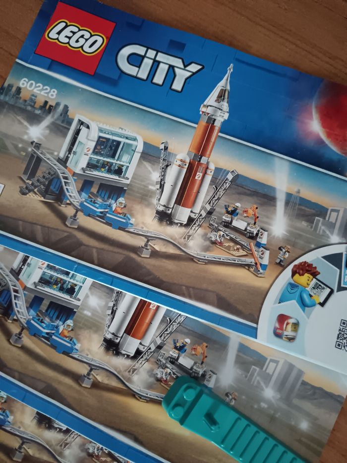Lego 60228 l fusée spatiale et sa station de lancement - photo numéro 5