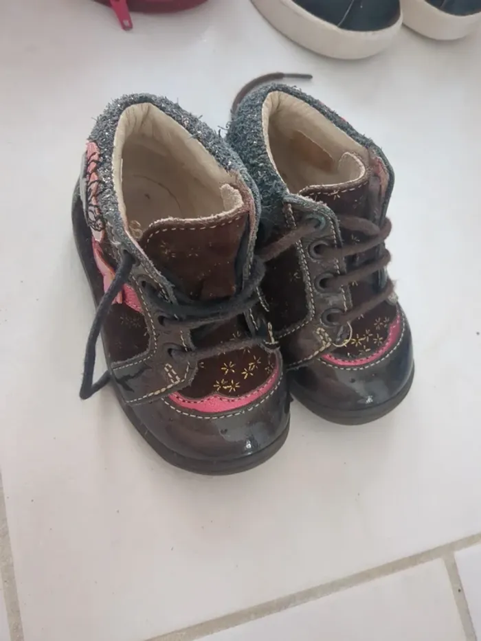 Chaussure bébé catimini pointure 19