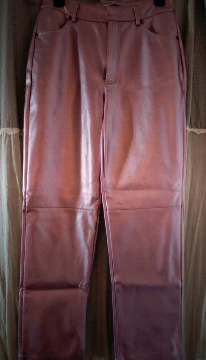 Pantalon rose métallisé simili cuir Primark Taille 38 Neuf - photo numéro 3