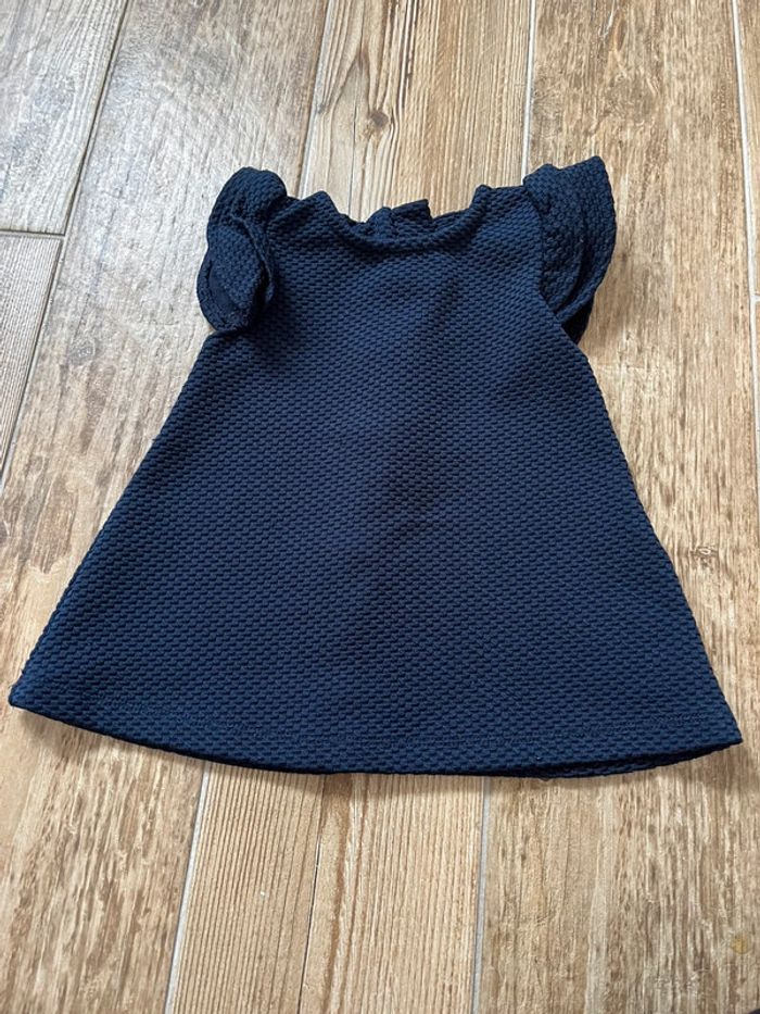 Robe manches courtes