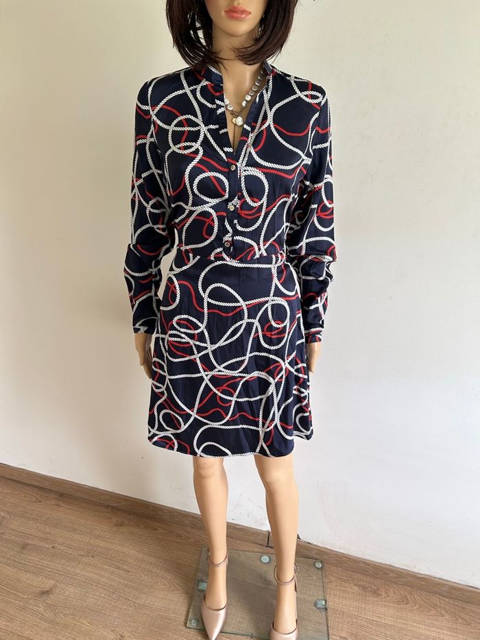 Robe bleue marine et imprimée Morgan taille 36 jamais portée - photo numéro 3