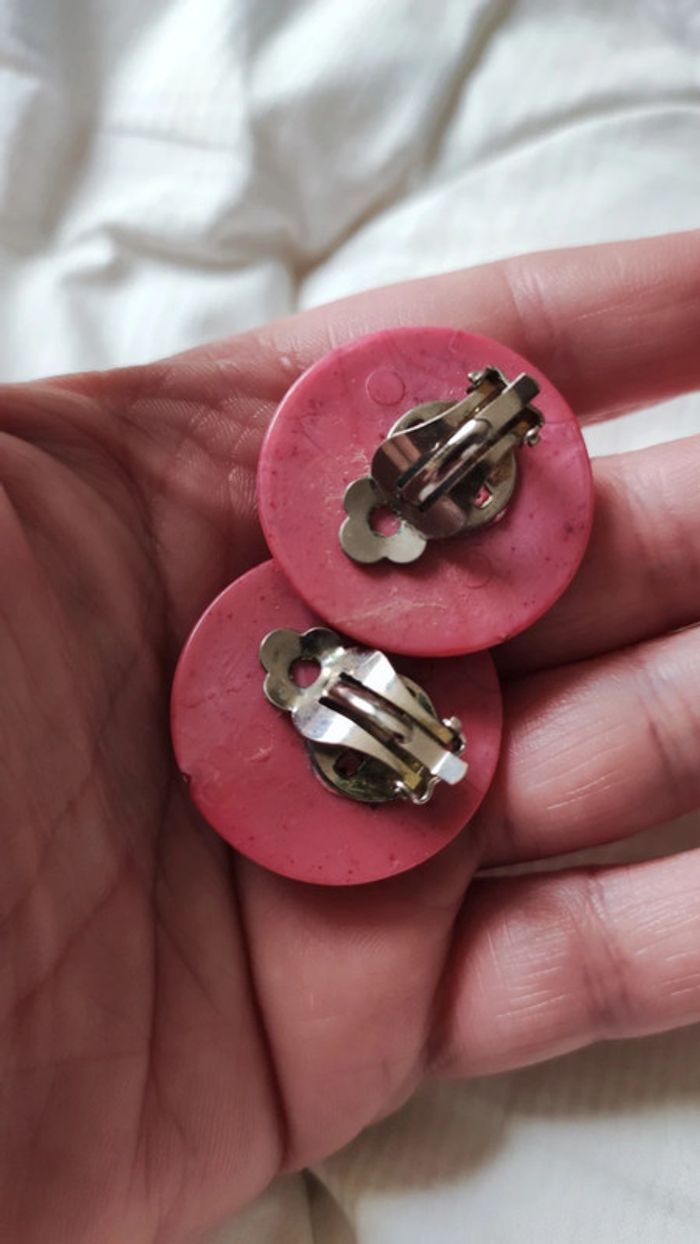 Clips d'oreilles vintage rose - photo numéro 3