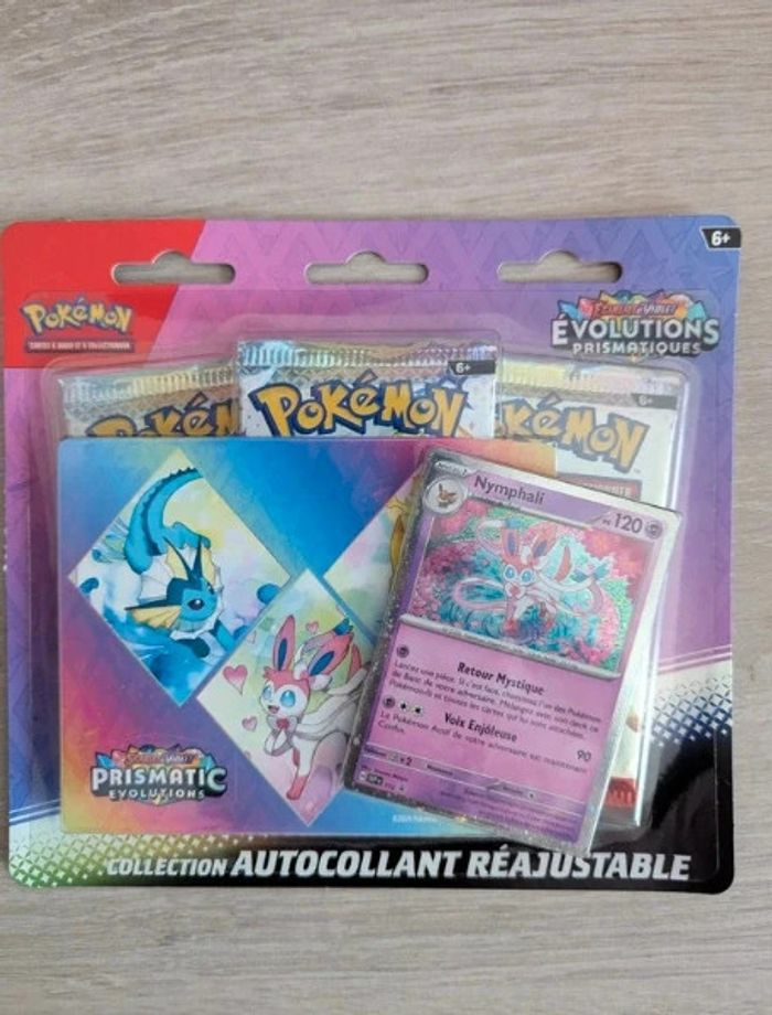Magnifique tripack Nymphali Pokémon Évolutions Prismatiques Ev8.5