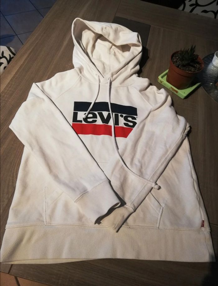 Sweat levis - photo numéro 2