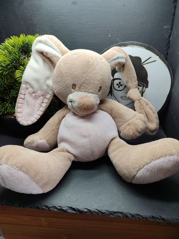 lapin beige rose les rigolos doudou nattou marron blanc croix couture Peluche  