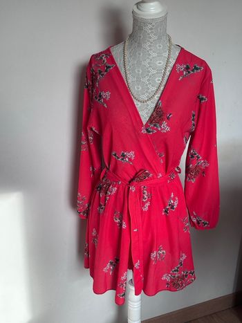 Combishort rouge fleuri ceinturé – T36
