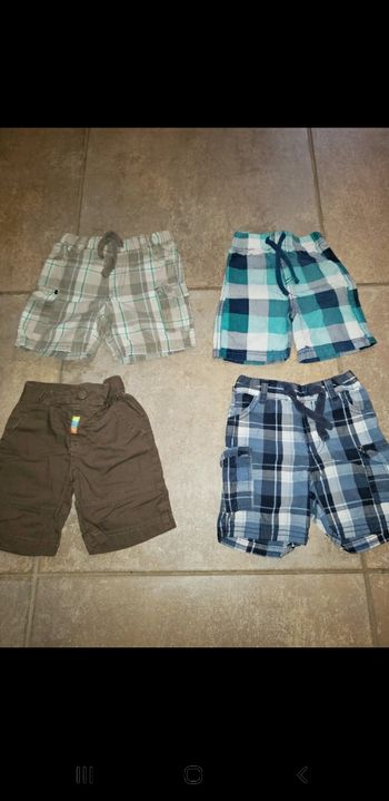 Lot de 4 short été 74 cm 9 mois