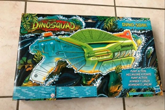 Pistolet à eau Nerf Dinosquad Super Soaker Neuf ds emballage - photo numéro 2