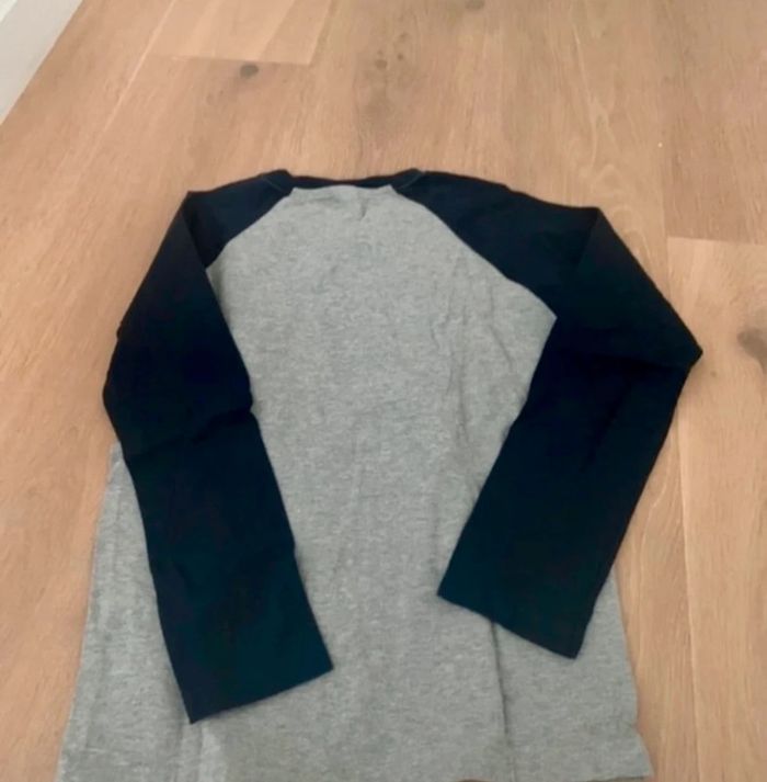 TEE shirt petit bateau neuf 10 ans - photo numéro 5