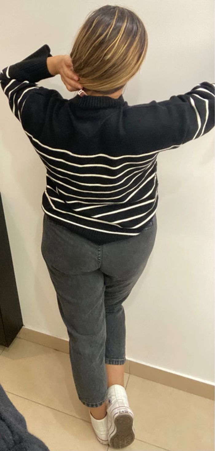 Superbe Pull Rayée Taille M-L - photo numéro 7