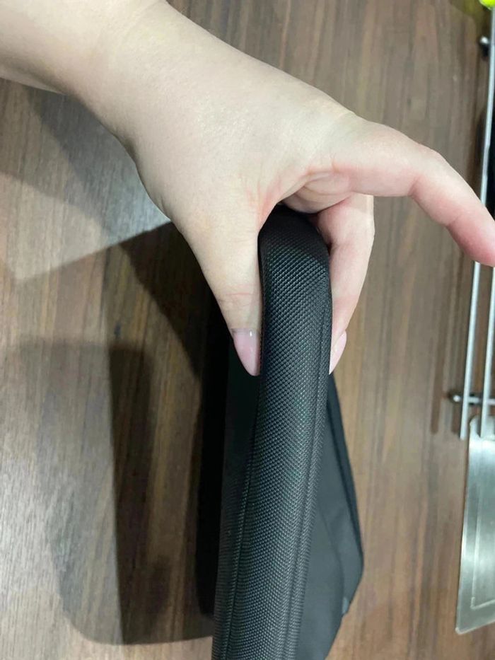Sacoche Lacoste pour ordinateur et/ou tablette - photo numéro 4
