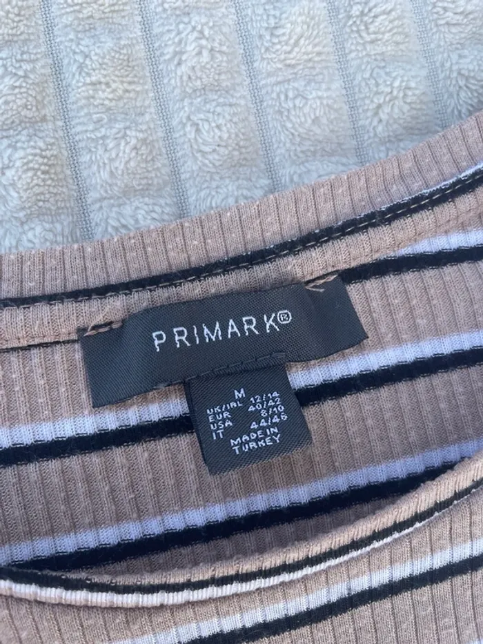 T-shirt beige à rayures blanches et noires – Taille M Primark - photo numéro 3