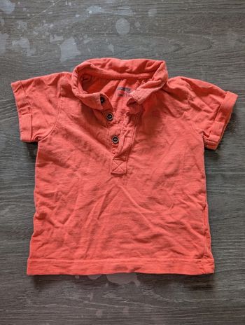 T-shirt polo