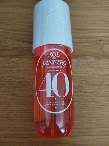 Sol de Janeiro cheirosa 40