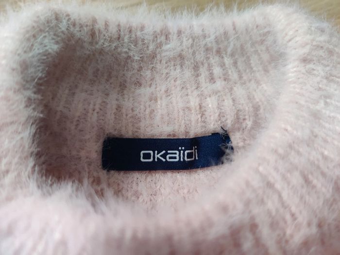 Pull fluffy Okaïdi taille 8 ans - photo numéro 2