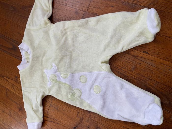 Lot de 2 pyjamas 1 mois - photo numéro 2