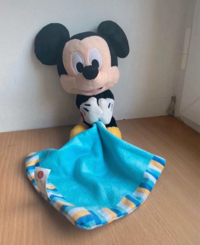 Doudou plat Mickey