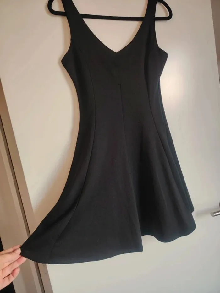 Robe noir la halle - photo numéro 2