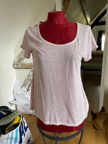 Haut rose poudrée dos style dentelle 