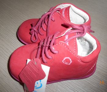 Chaussures cuir et peau fille pointure 20 / Freemouss